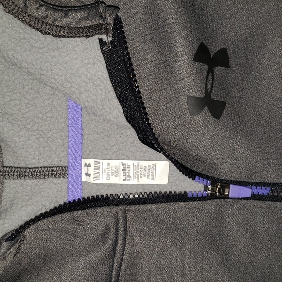 UNDER ARMOUR Storm1 Cold Gear Hooded Vest - Youth Med - Gray/Black Purple Zipper - Picture 3 of 4